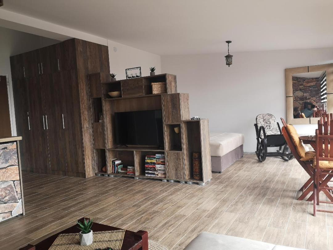 Laki Apartman Zaovine Eksteriør bilde
